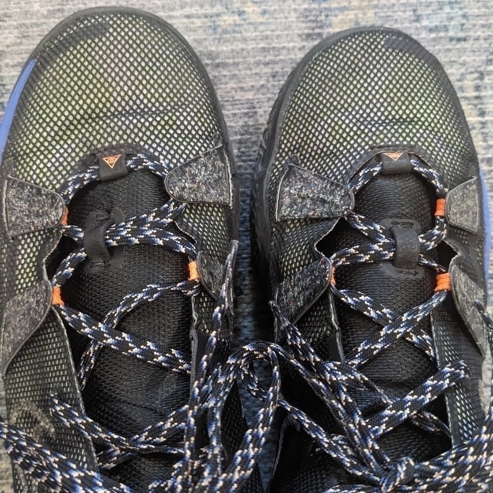 Nike | Youth Kyrie 7 Basketball Shoe - Picture 6 of 8